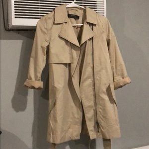 New never worn Zara Trench coat 🧥